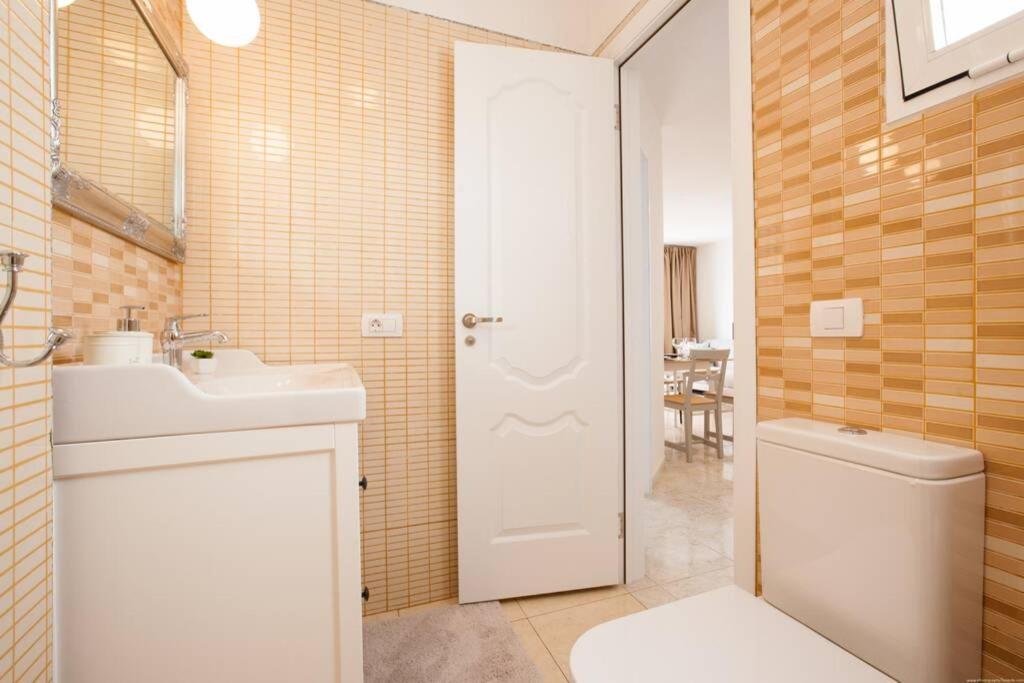 Apartment Laura Playa La Arena Puerto de Santiago  Kültér fotó